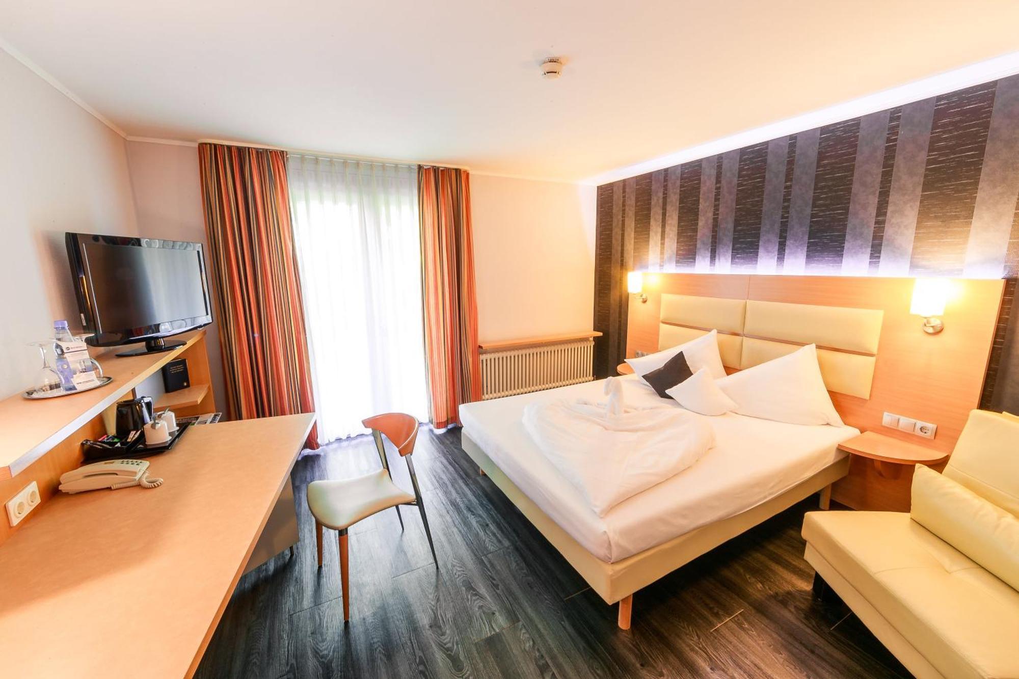Plaza Inn Stuttgart-Ditzingen Kültér fotó