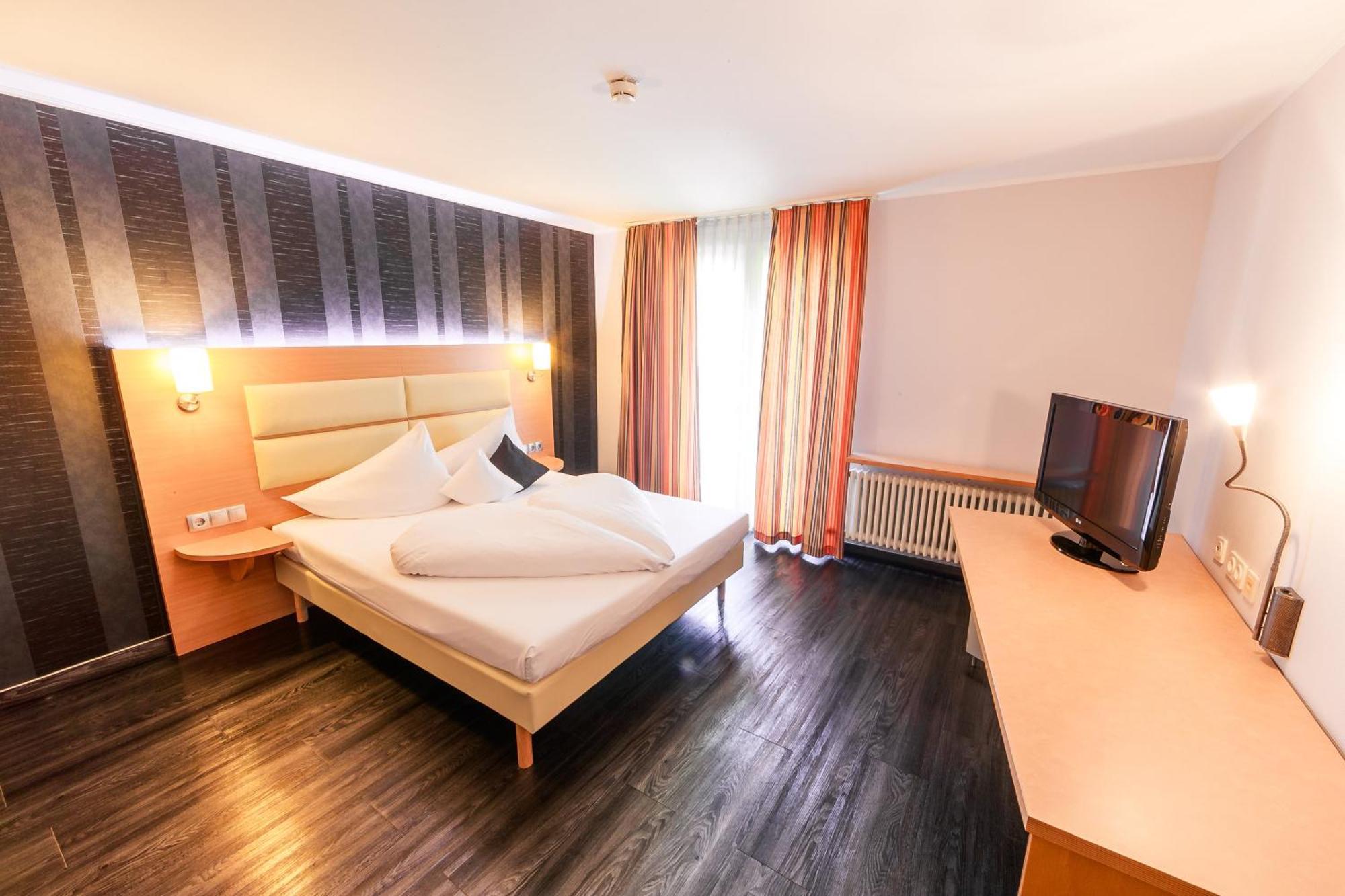 Plaza Inn Stuttgart-Ditzingen Kültér fotó